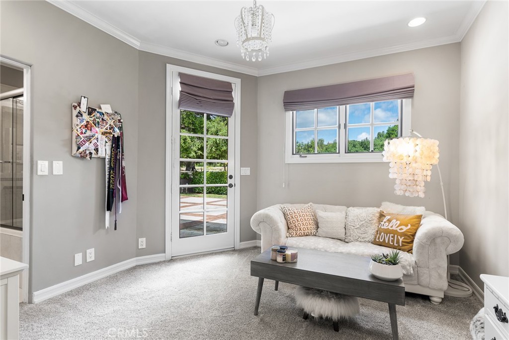 Custom NR (736) - Residential