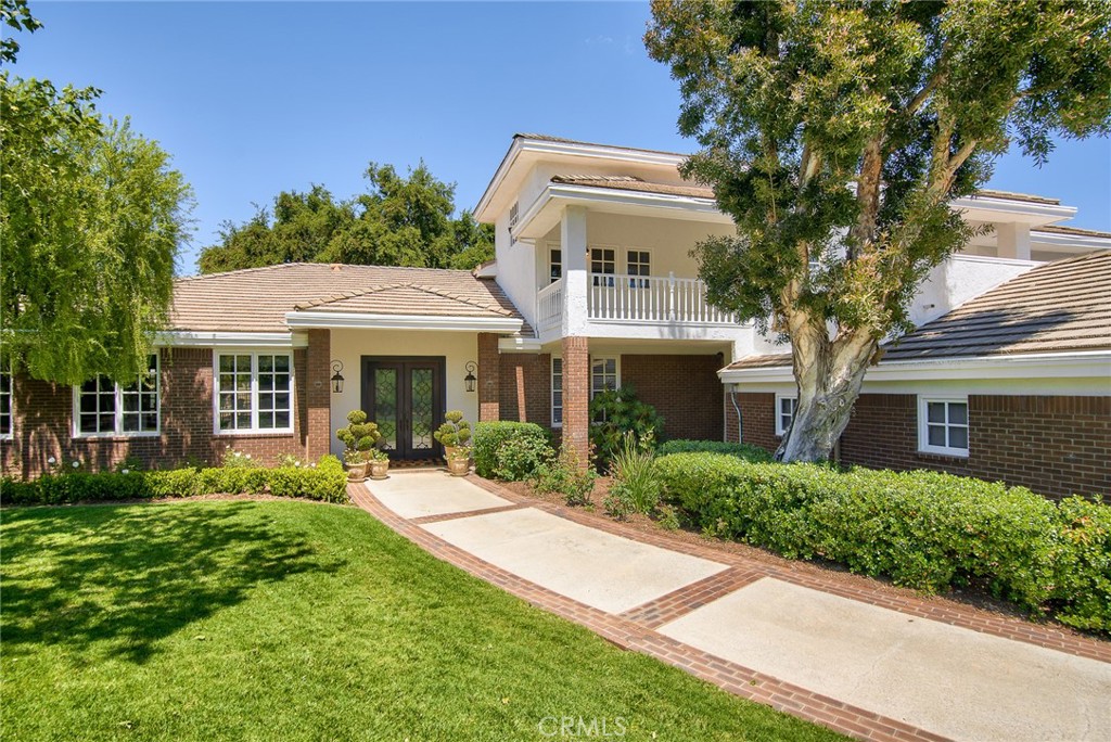 5135 Island Forest Place