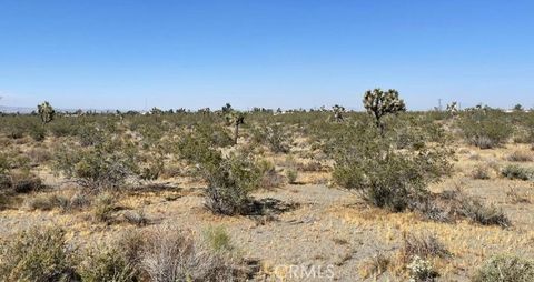 Photo of 0 Avenue W-14 AVe #W14/25, Llano, CA 93544 (MLS # HD26069063)