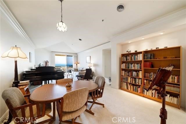25422 Sea Bluffs 307