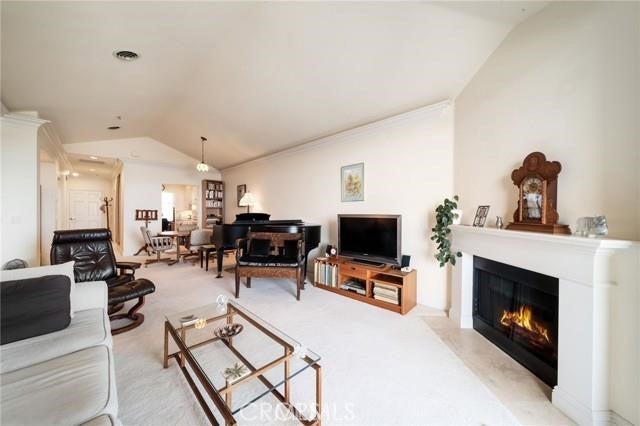 25422 Sea Bluffs 307