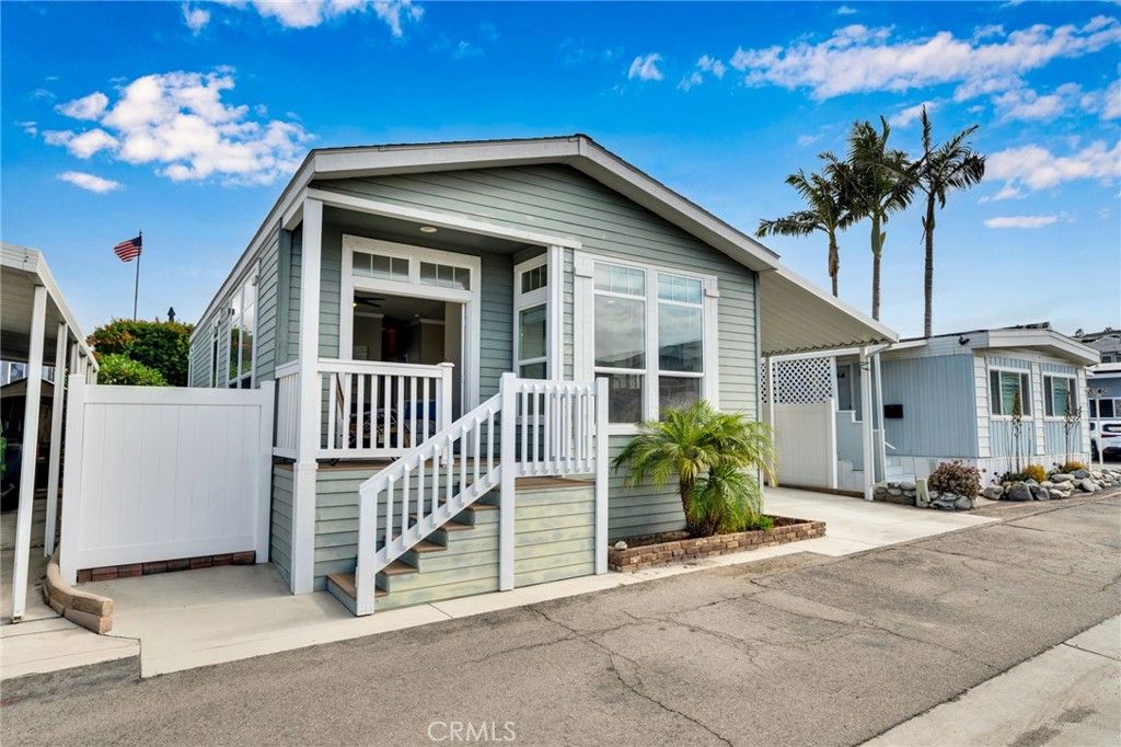 Photo of 106 Pacific Dr, San Clemente, CA 92672 (MLS # CV26055198)