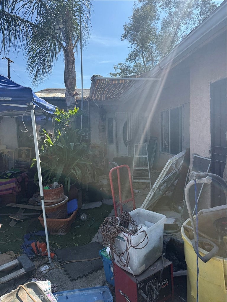 1849 W 30th
