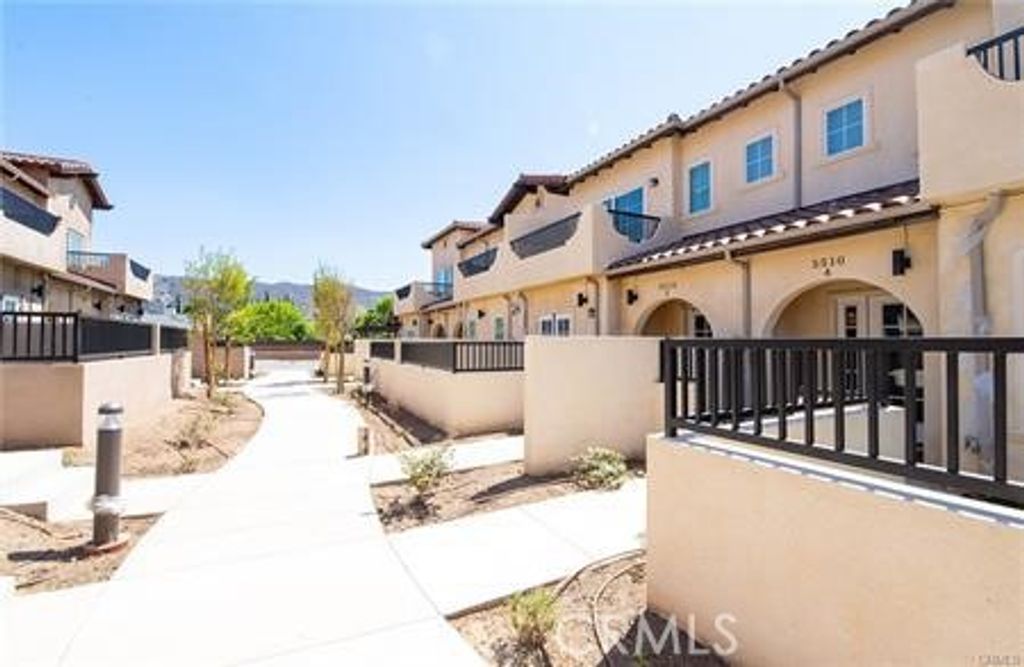 Photo of 5526 E Los Angeles Avenue #2, Simi Valley, CA 93063 (MLS # MB26032755)
