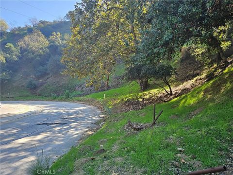 Photo of 2161 Laurel Canyon Boulevard, Los Angeles, CA 90046 (MLS # RS25253330)