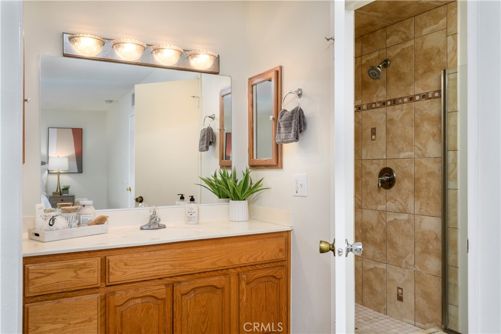 Meadowbrook - Residential Lease