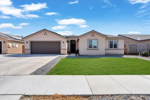MLS: FR26043504