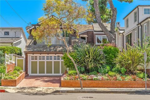 Photo of 624 Poppy Avenue, Corona Del Mar, CA 92625 (MLS # OC26114028)