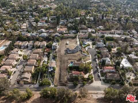 5154 Faris Lane Woodland Hills CA 91364