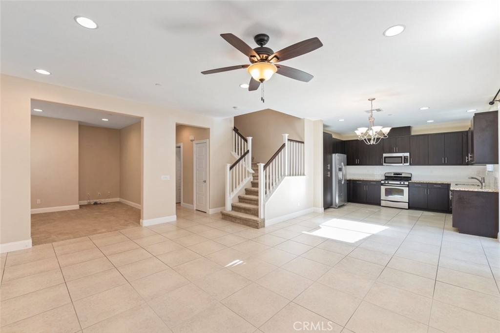 43082 Avenida Abril 141