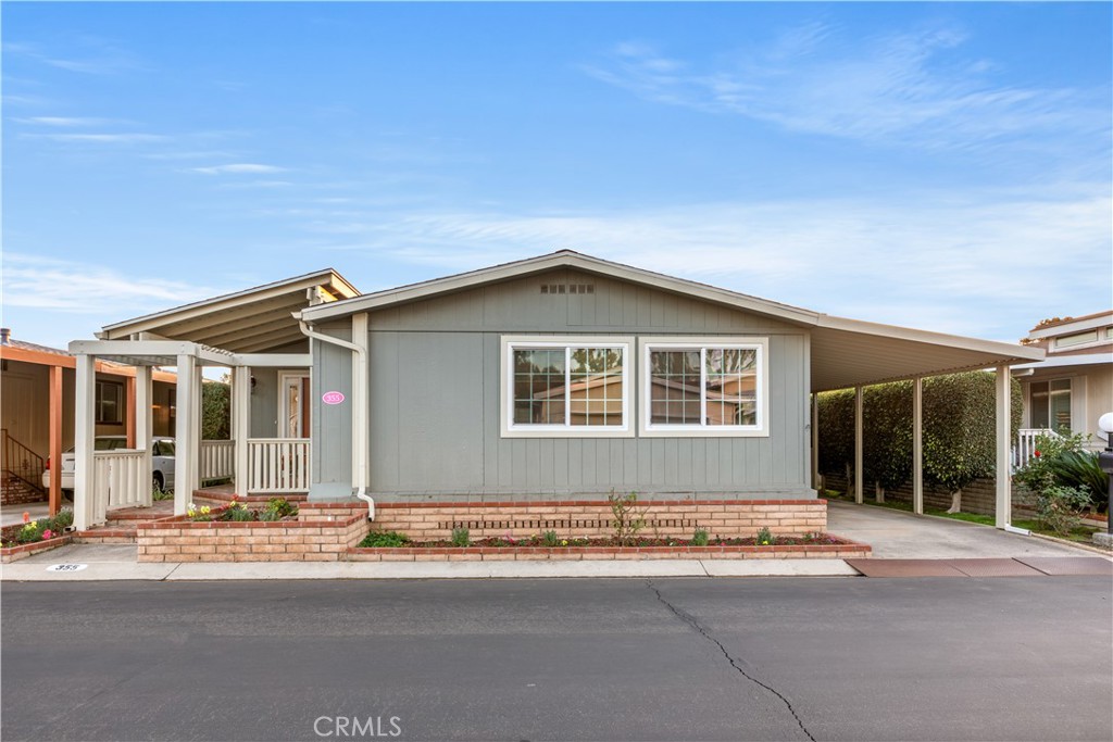 Properties 1 5200 Irvine Blvd, Space 355