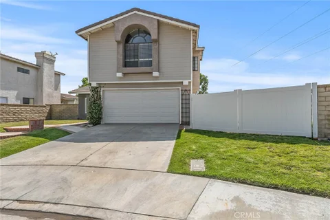 MLS: SR26155604
