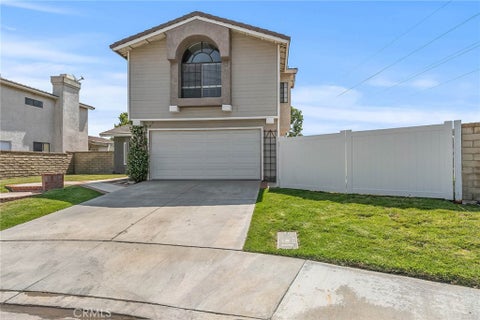 Photo of 29102 Diablo Place, Castaic, CA 91384 (MLS # SR26155604)