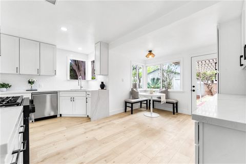 3719 N Greenbrier Road Long Beach CA 90808