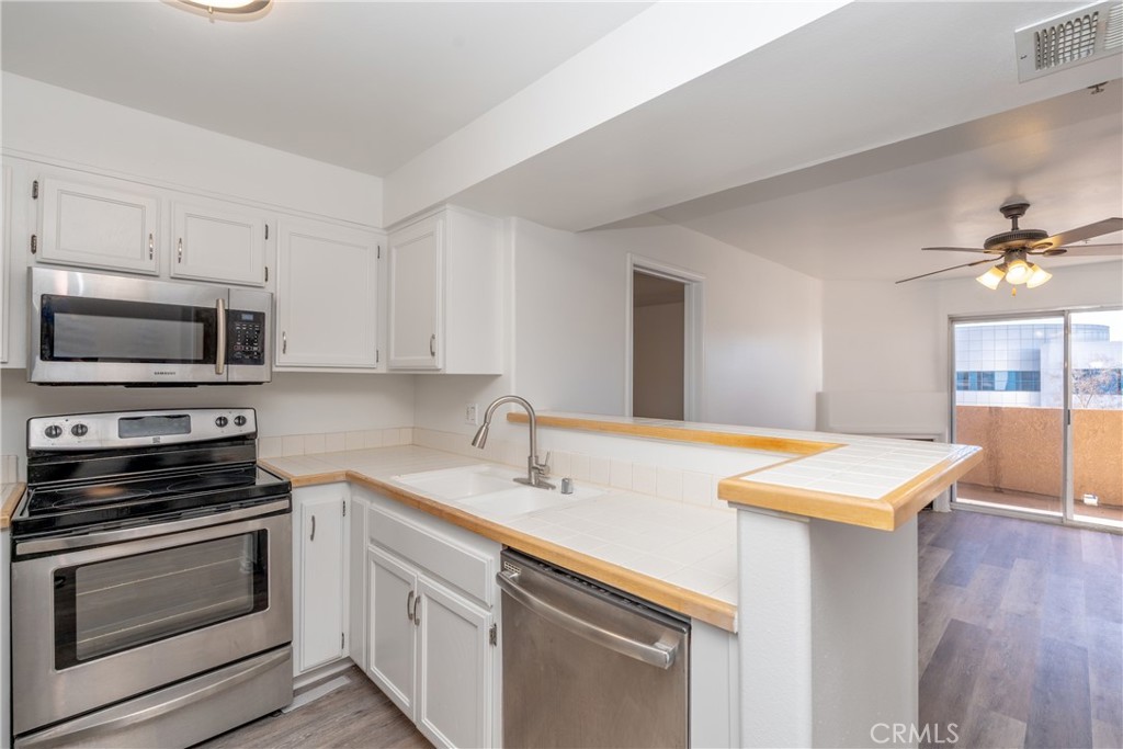 11410 Brookshire 319