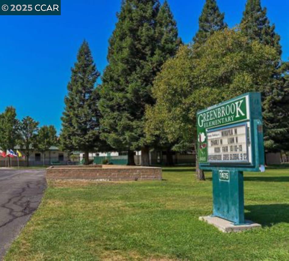 GREENBROOK - Residential