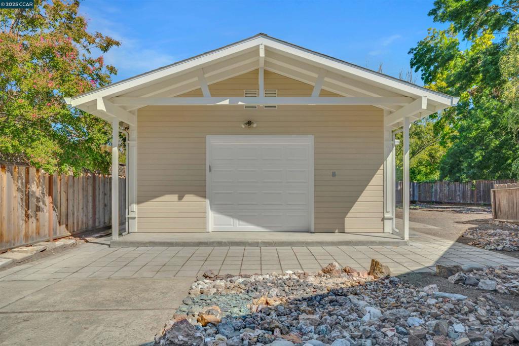 GREENBROOK - Residential