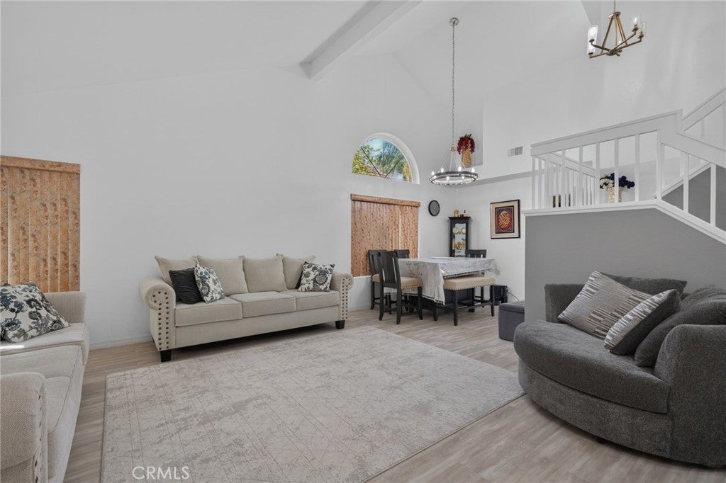 1912 Silverwood Circle