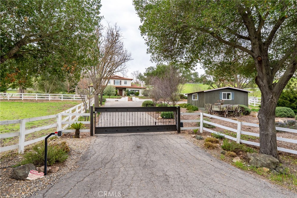 805 Spring Creek Way