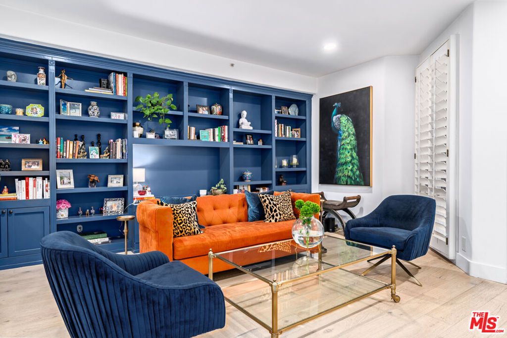 Photo of 11740 W Sunset Boulevard #14, Los Angeles, CA 90049 (MLS # 25595337)