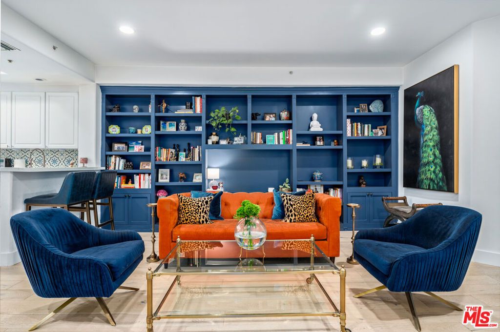 Photo of 11740 W Sunset Boulevard #14, Los Angeles, CA 90049 (MLS # 25595337)