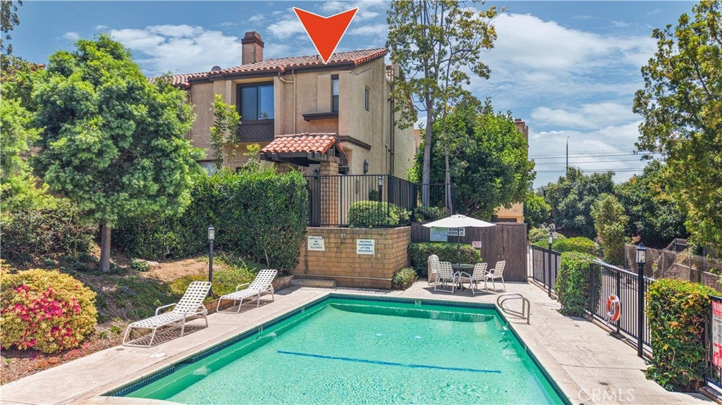 525 S Almansor Street 76
