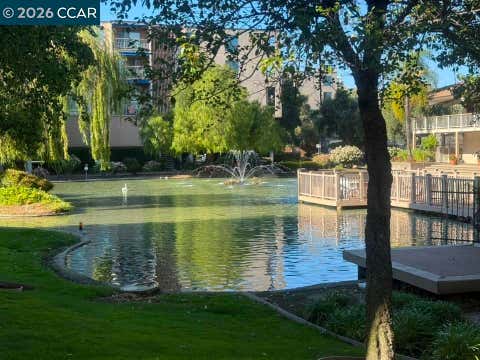 Photo of 330 N Civic DR, Walnut Creek, CA 94596 (MLS # 41145217)