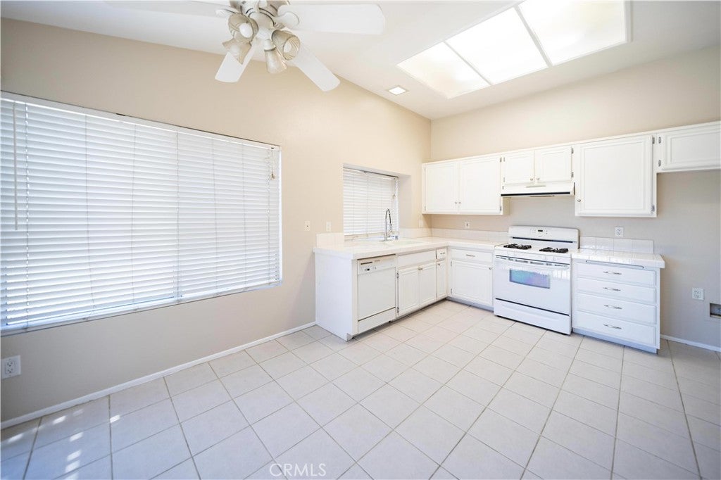 28775 Bridge Water Lane