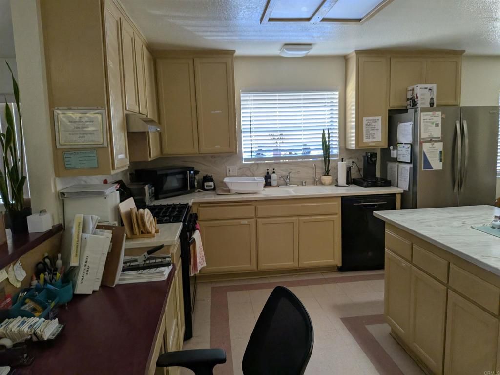 Photo of 2130 E 8TH ST St, National City, CA 91950 (MLS # PTP2508012)