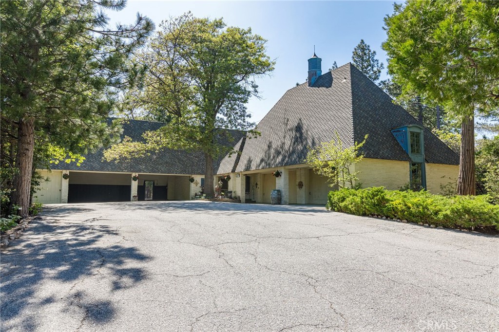 28641 North Shore Road