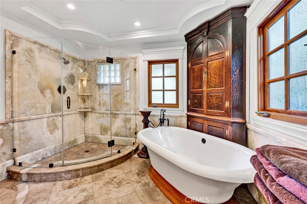Lazy Creek Homeowners Association, Inc. - Residential