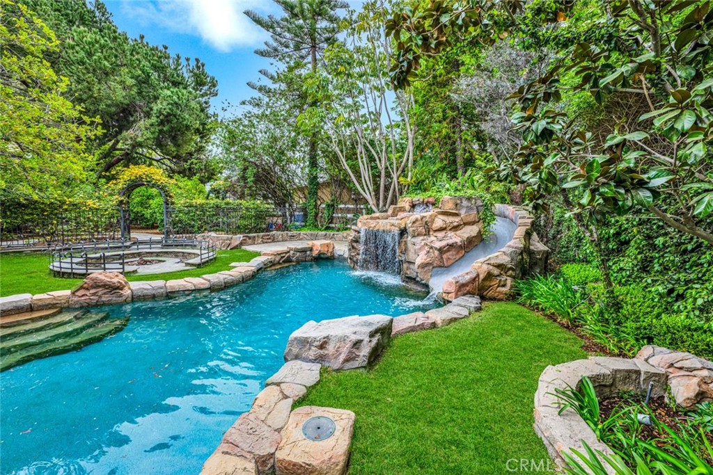 Lazy Creek Homeowners Association, Inc. - Residential
