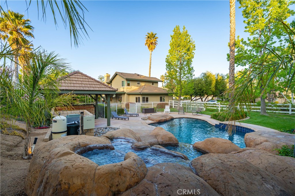 Custom Acton (CACTO) - Residential