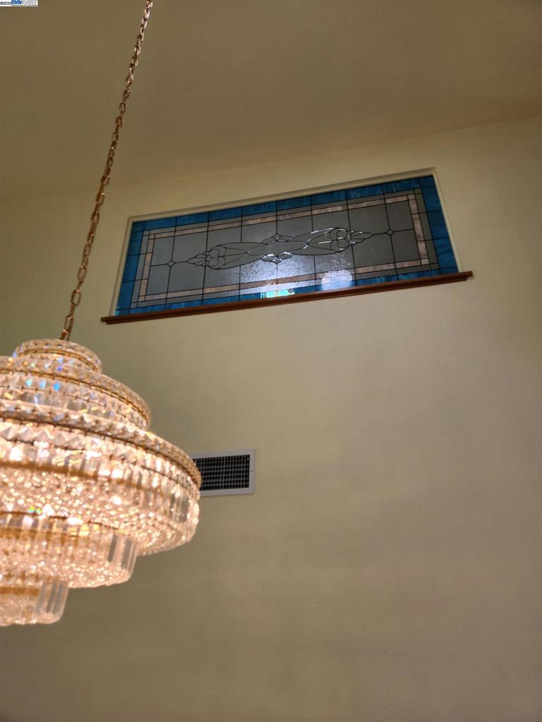 PLEASANTON - Residential