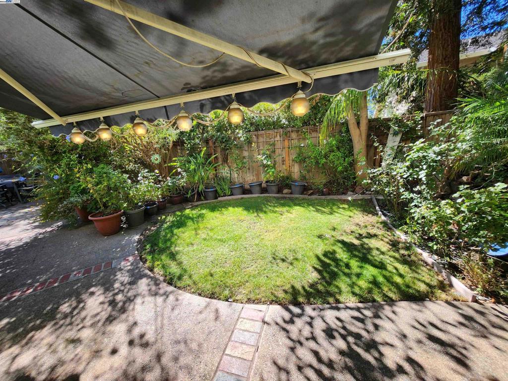 PLEASANTON - Residential