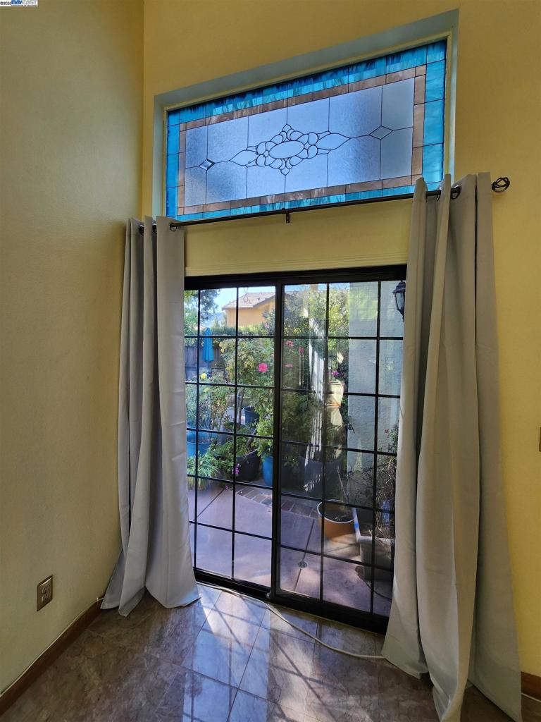 PLEASANTON - Residential