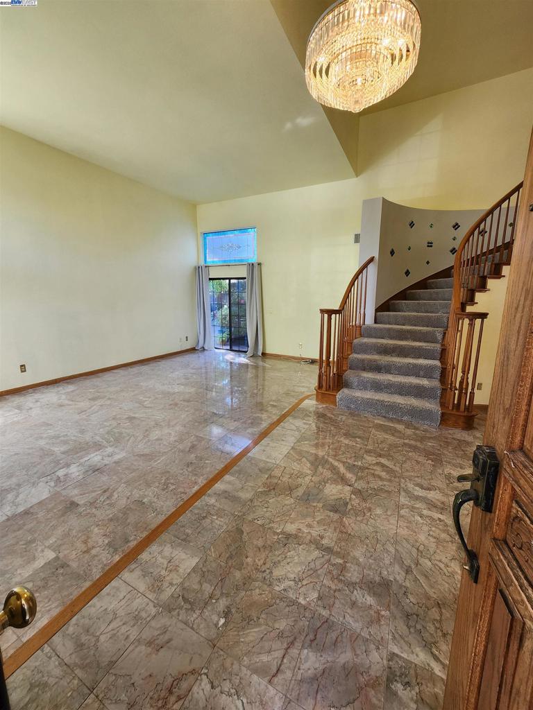 PLEASANTON - Residential