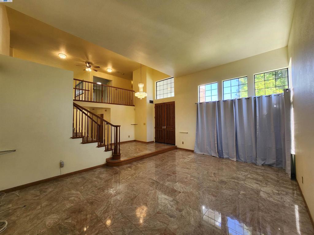 PLEASANTON - Residential