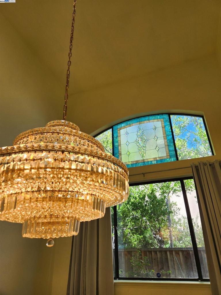 PLEASANTON - Residential