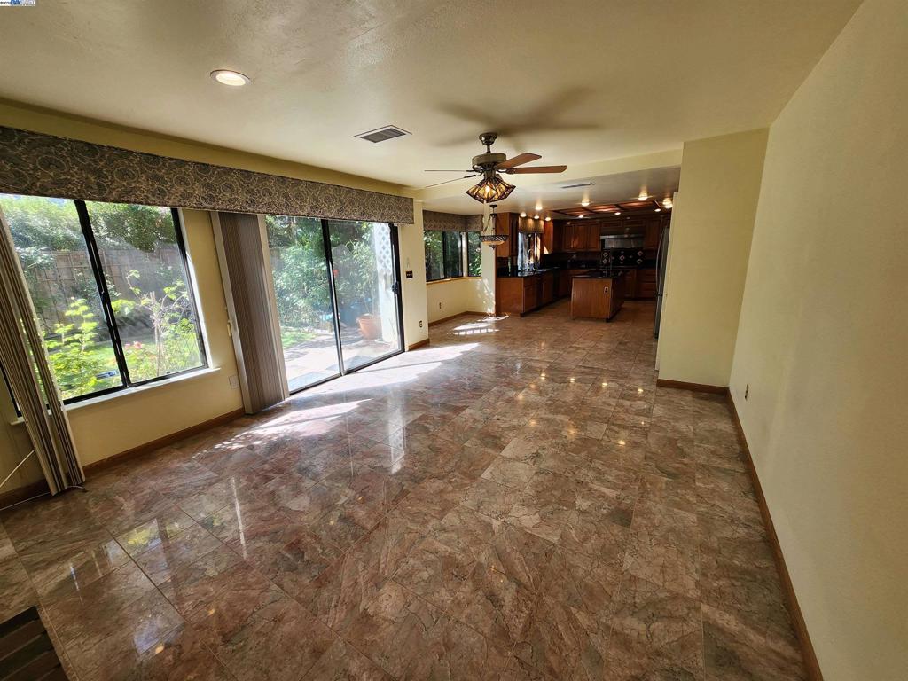 PLEASANTON - Residential