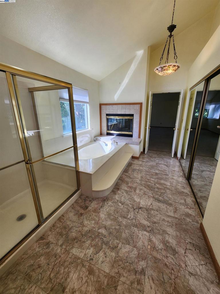 PLEASANTON - Residential