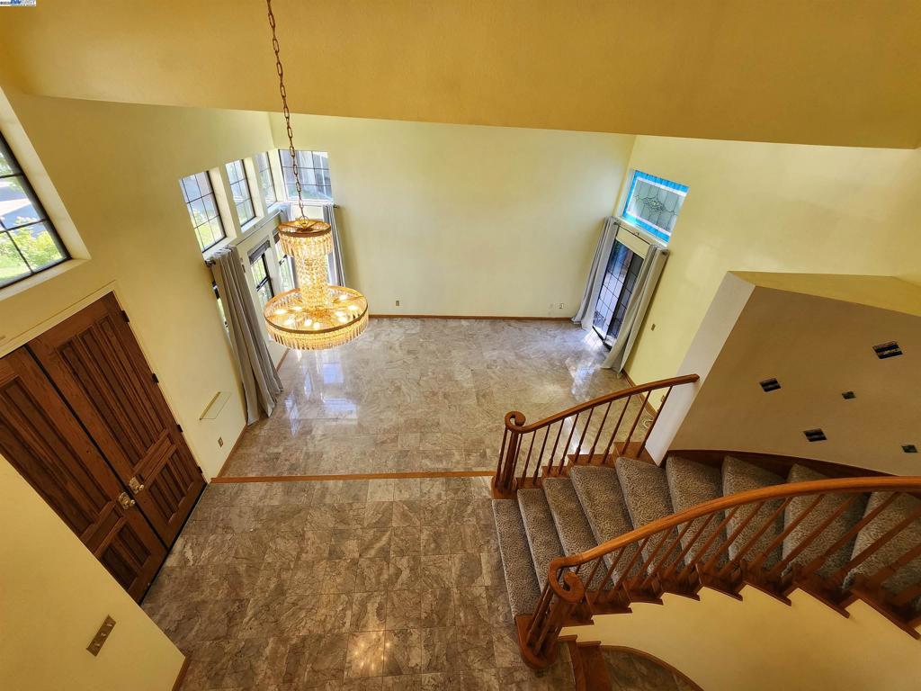 PLEASANTON - Residential