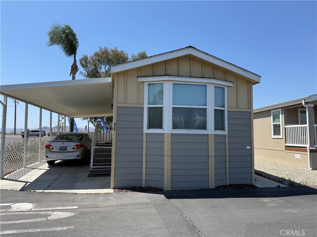 4400 W Florida 85