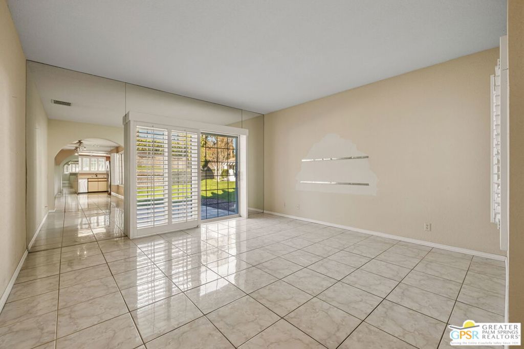 Mesquite Country Clu - Residential