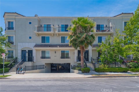 Photo of 3501 Tilden Avenue #8, Los Angeles, CA 90034 (MLS # OC26222683)