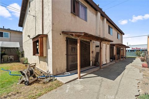 2668 Randolph Street Huntington Park CA 90255
