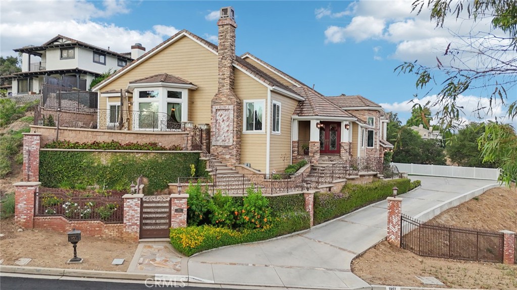 1951 Scarborough Lane