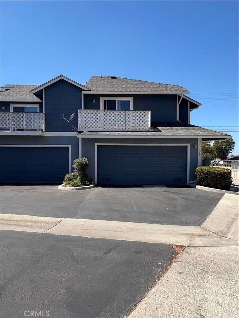 100 N Glendora