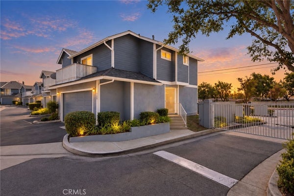 100 N GLENDORA AVE, COVINA, CA 91724 - Image e7b3761a2892aa8ea4e4c33cd2eee515/2334691211