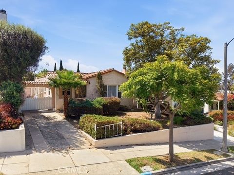 Photo of 1116 Cedar ST, Santa Monica, CA 90405 (MLS # SR26113547)